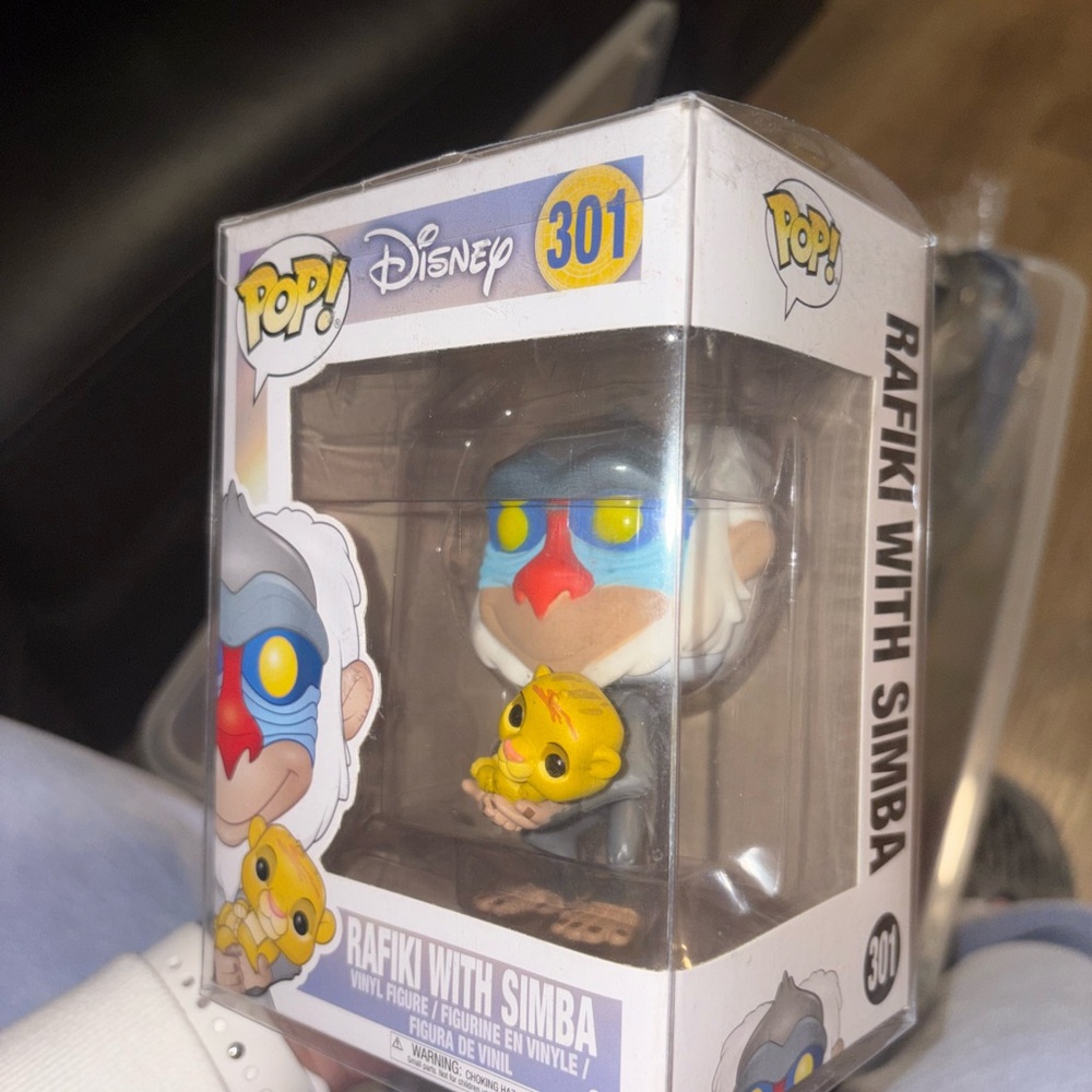 Disney Pop! Rafiki with Simba Figure - Blue, Red, Yellow